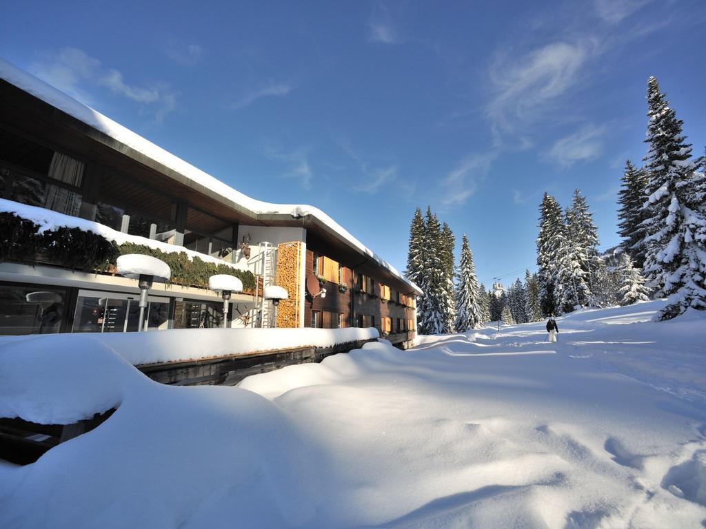 Saanewald Lodge Saanenmöser Exterior foto